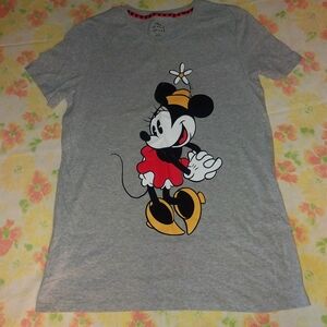 Disney Minnie Mouse tshirt